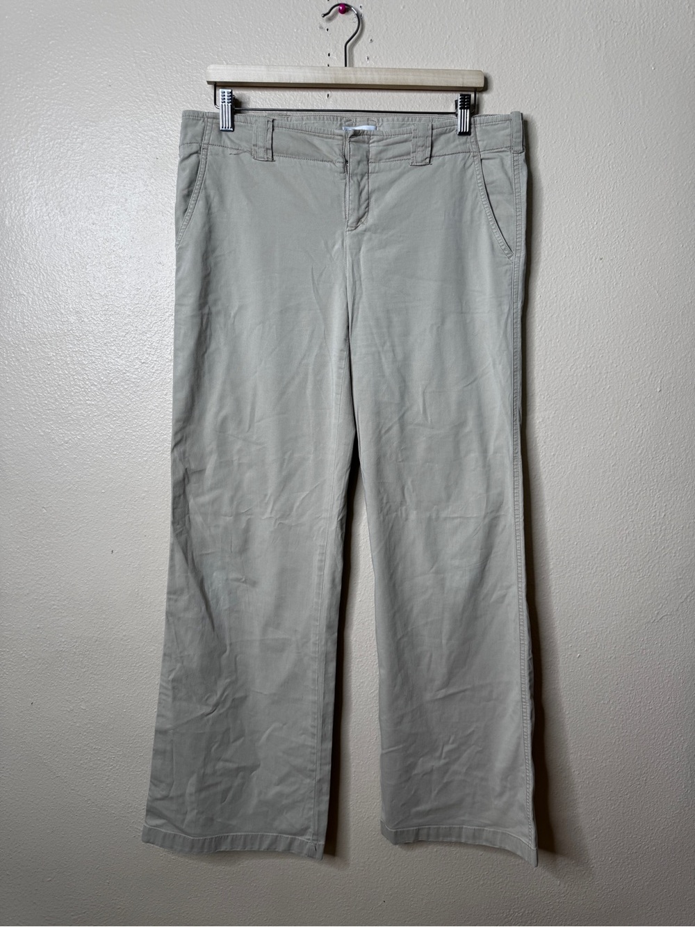 Vince Women’s Size 12 Khaki Cotton Blend Straight Leg Chino Pants
